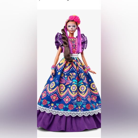 Barbie 2022 Dia De Muertos (Day of The Dead) Doll - Picture 3 of 9